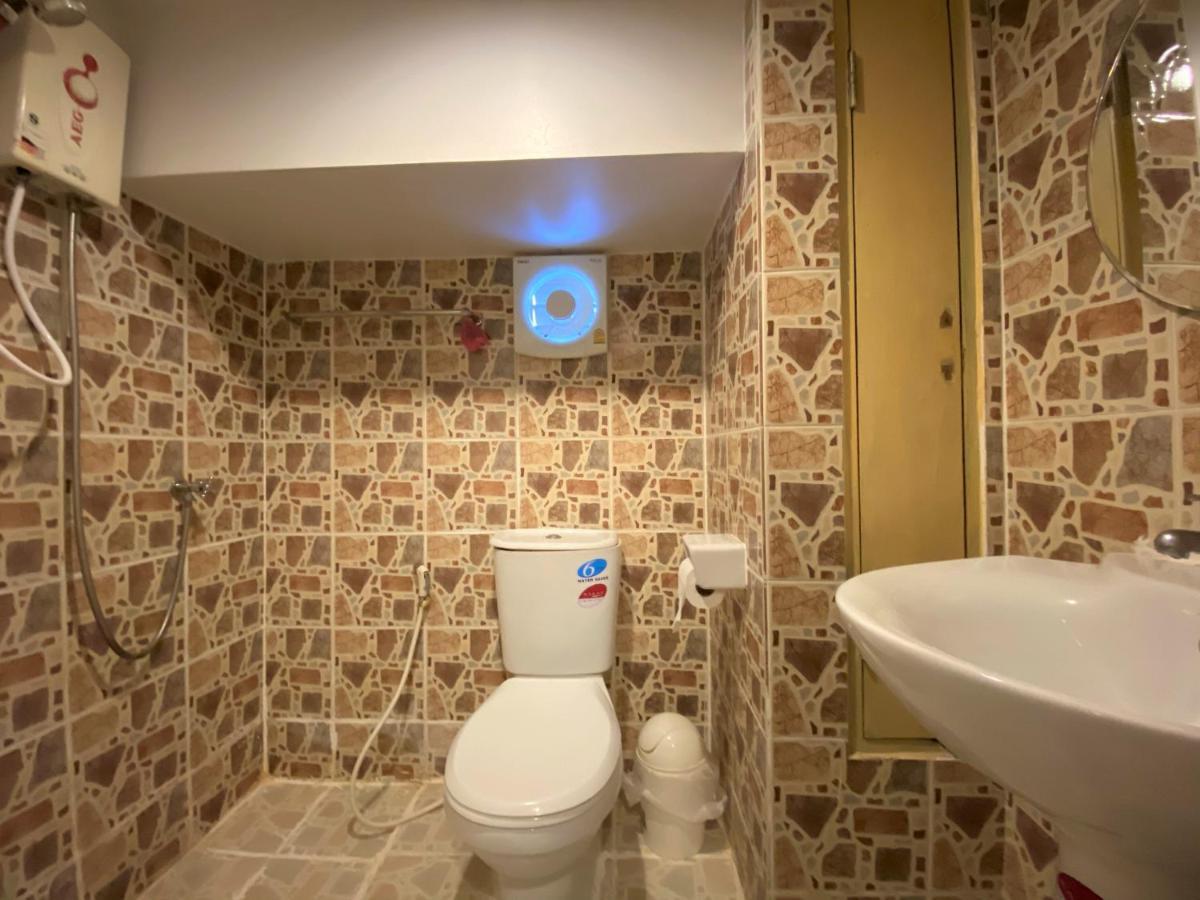 Som Guesthouse Patong Extérieur photo