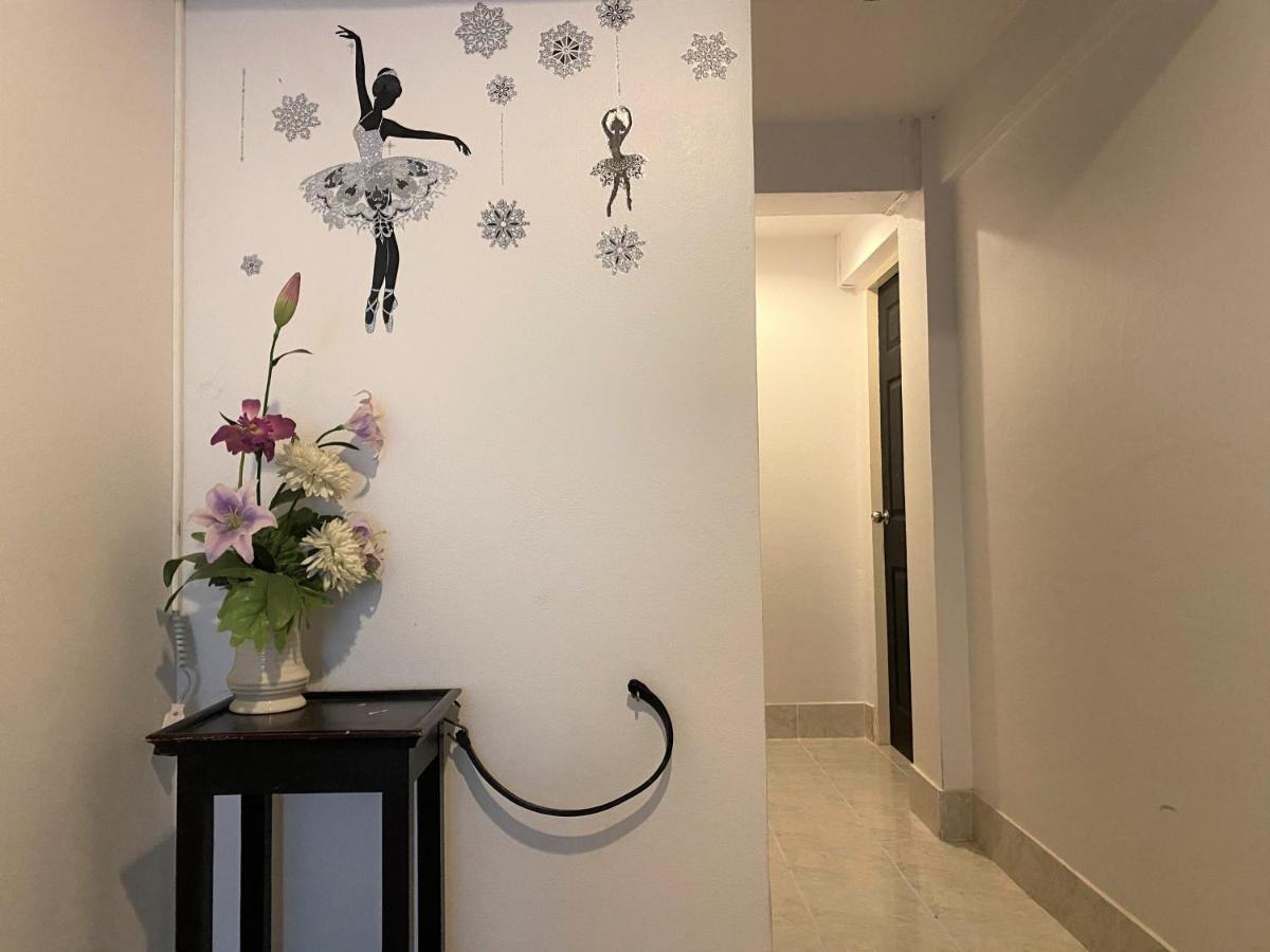 Som Guesthouse Patong Extérieur photo
